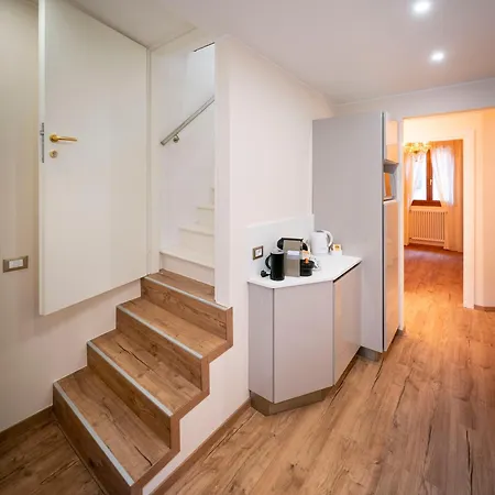 Stylish & Cozy Venetian House Venedik