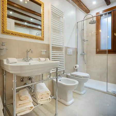 Stylish & Cozy Venetian House * Venedik