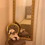 Stylish & Cozy Venetian House Semesterbostad